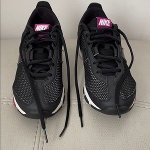 NIKE Zoom Black Sneakers